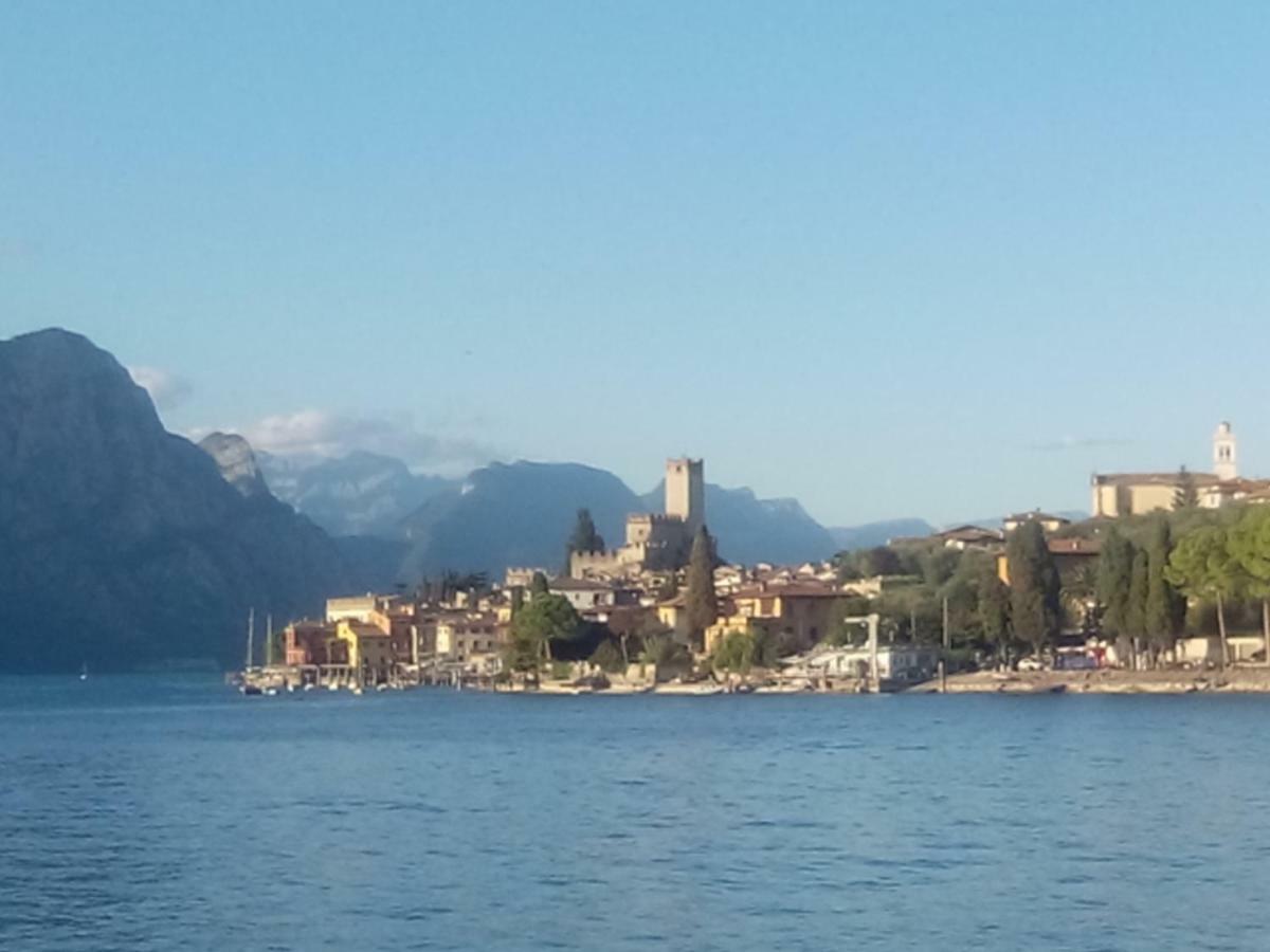 Camera Il Borgo Vicino Al Castello Con Parcheggio Malcesine Extérieur photo